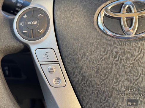 Used 2012 Toyota Prius V Five image 27
