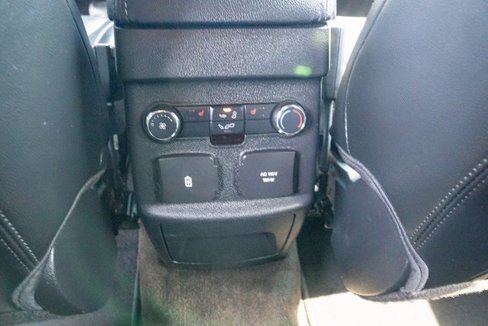 Used 2016 Ford Explorer Limited image 33