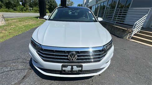 Used 2019 Volkswagen Jetta SEL image 3