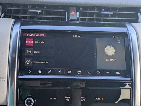 Used 2020 Land Rover Discovery Sport HSE R-Dynamic image 12
