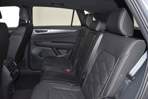 New 2025 Volkswagen Atlas Cross Sport SE image 21