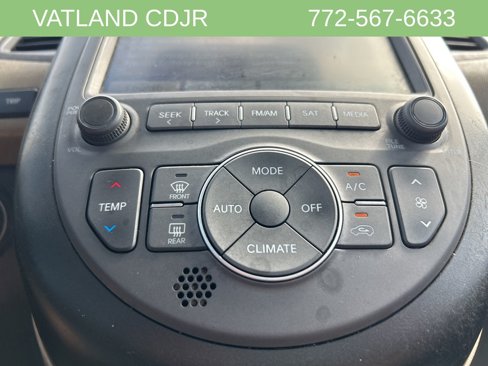 Used 2013 Kia Soul ! w/ Premium Pkg image 22