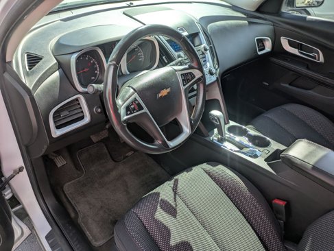 Used 2011 Chevrolet Equinox LT w/ Driver Convenience Package image 16