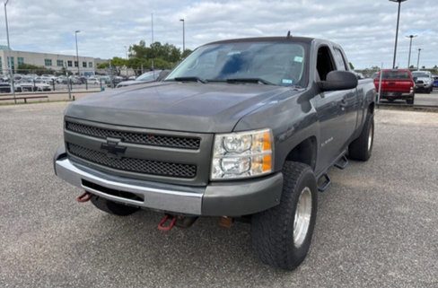 Used 2011 Chevrolet Silverado 1500 LT w/ All-Star Edition image 3