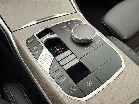 Used 2025 BMW 330i xDrive Sedan image 23