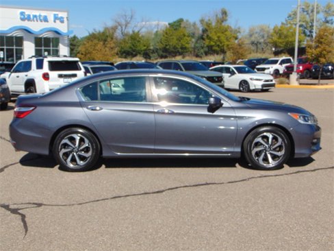 Used 2016 Honda Accord EX image 3