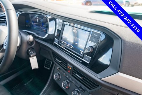 Certified 2023 Volkswagen Jetta Sport image 38