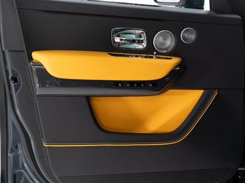 New 2025 Rolls-Royce Cullinan Black Badge image 12