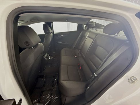 Used 2023 Chevrolet Malibu LT image 24