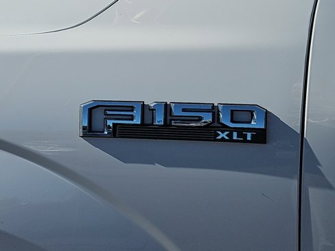 Used 2019 Ford F150 XLT w/ Trailer Tow Package image 5