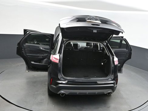 Used 2024 Ford Edge Titanium image 41
