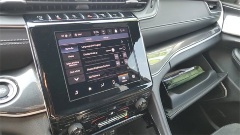 Certified 2021 Jeep Grand Cherokee L Laredo image 15