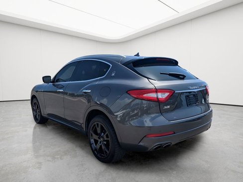 Used 2019 Maserati Levante S image 6