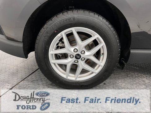 Used 2024 Ford Edge SEL image 15