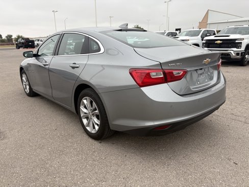Used 2024 Chevrolet Malibu LT image 3