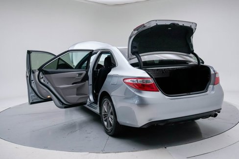 Used 2016 Toyota Camry SE image 32