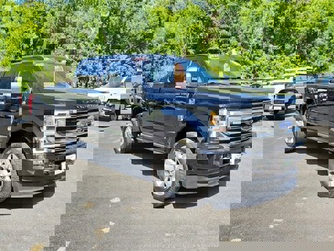 Certified 2022 Ford F350 Platinum image 1