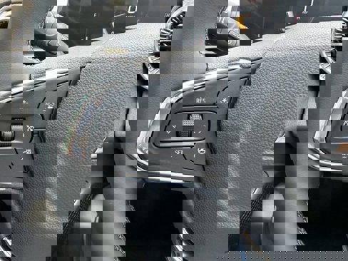New 2025 Chevrolet Trax ACTIV w/ Sunroof Package image 14