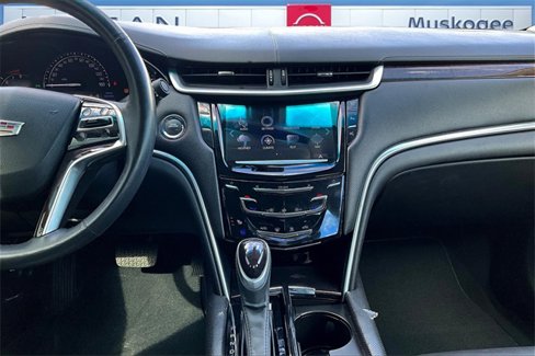 Used 2017 Cadillac XTS Luxury image 9