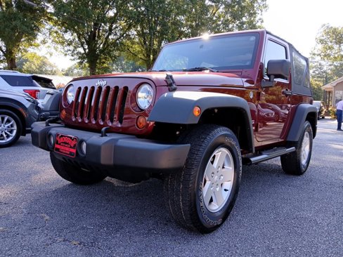 Used 2010 Jeep Wrangler Sport image 2