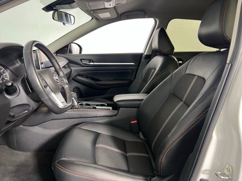 Used 2024 Nissan Altima 2.5 SR image 23