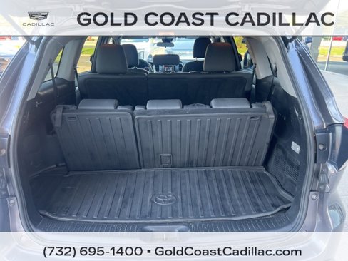 Used 2019 Toyota Highlander LE image 12