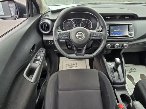 Used 2024 Nissan Kicks S image 3