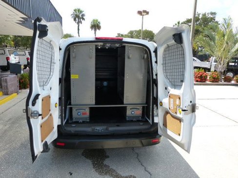 Used 2020 Ford Transit Connect XLT image 13