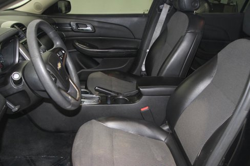 Used 2015 Chevrolet Malibu LT w/ Power Convenience Package image 15