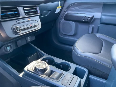 New 2025 Ford Maverick Lobo image 63