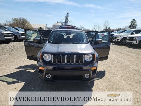 Used 2020 Jeep Renegade Latitude w/ Cold Weather Group image 33