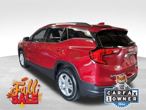 Used 2020 GMC Terrain SLE w/ Driver Convenience Package image 3
