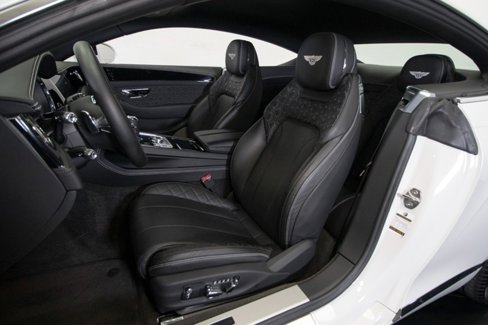 Used 2020 Bentley Continental GT V8 image 35