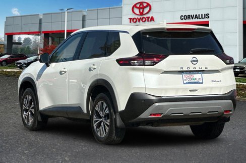 Used 2021 Nissan Rogue SV image 6