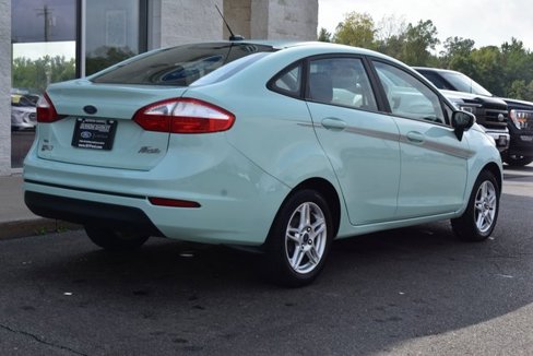 Used 2017 Ford Fiesta SE w/ Cold Weather Package image 11