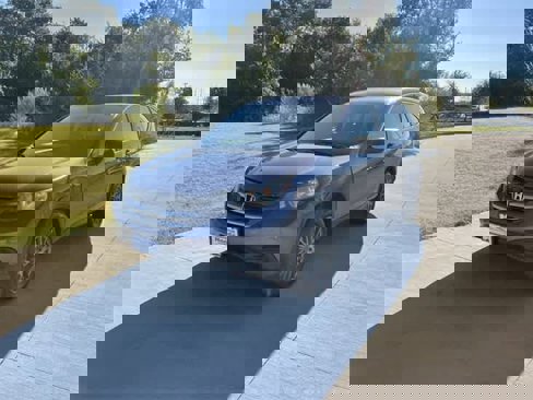 Used 2012 Honda CR-V LX image 2