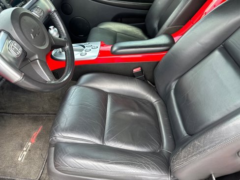 Used 2004 Chevrolet SSR w/ Preferred Equipment Group image 13