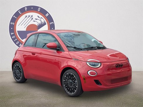 New 2024 FIAT 500 e (RED) image 2