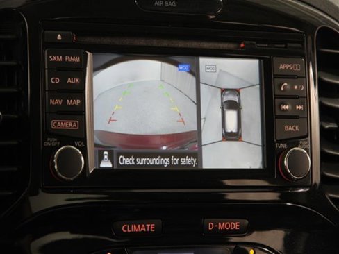 Used 2015 Nissan Juke SL image 13