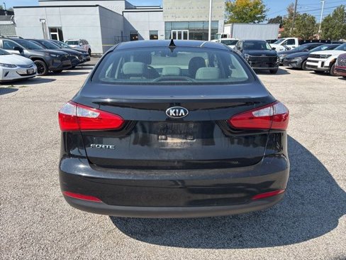 Used 2016 Kia Forte LX image 6