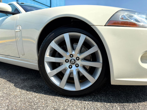 Used 2007 Jaguar XK Coupe image 21