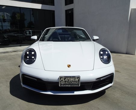 Used 2022 Porsche 911 Carrera image 3