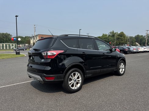 Used 2018 Ford Escape SE image 5