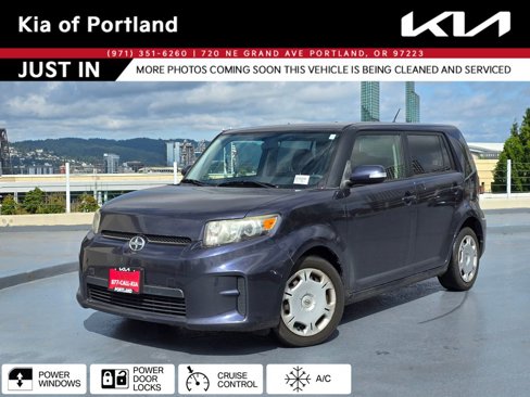 Used 2012 Scion xB image 1