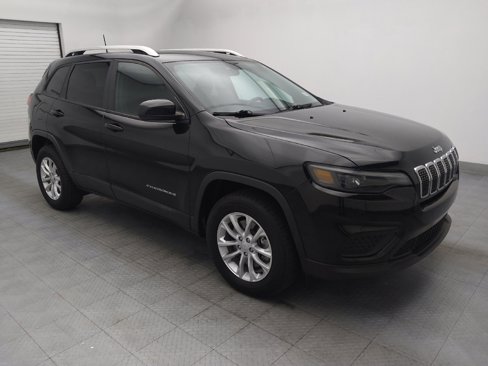 Used 2020 Jeep Cherokee Latitude image 11