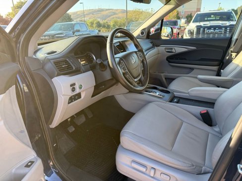 Used 2022 Honda Ridgeline RTL image 10