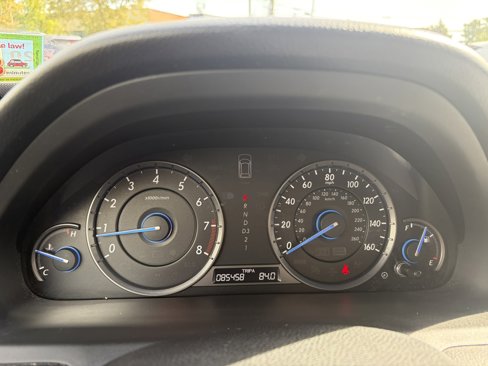 Used 2012 Honda Crosstour EX-L image 19