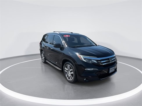 Used 2016 Honda Pilot Touring image 11