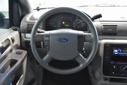 Used 2007 Ford Freestar SE image 18