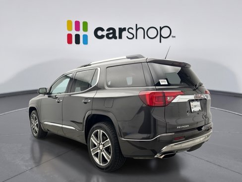 Used 2017 GMC Acadia Denali w/ Technology Package image 3